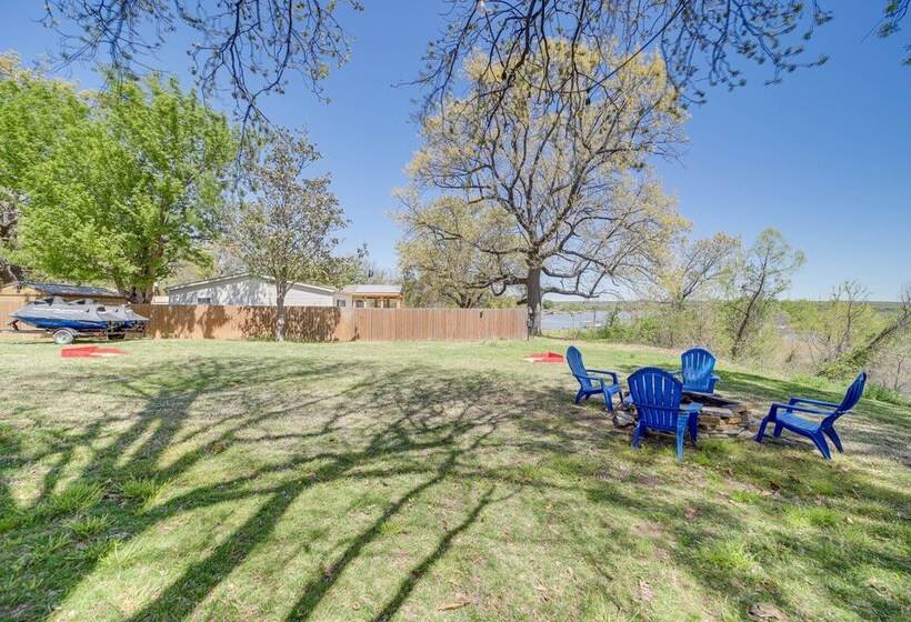 Lakefront Eufaula Cabin W/ Fire Pit & Private Dock