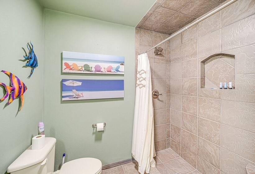 Lakefront Eufaula Cabin W/ Fire Pit & Private Dock