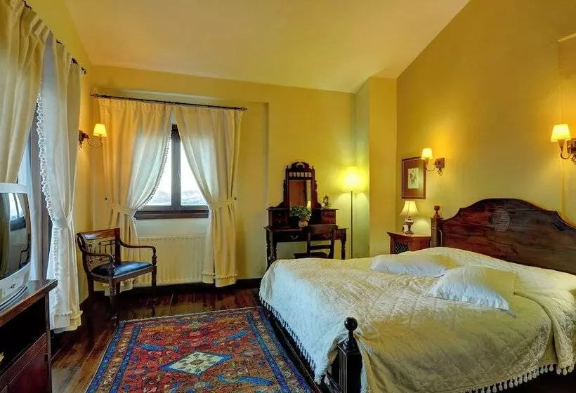 Naiades Hotel Resort & Conference