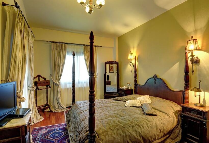 Naiades Hotel Resort & Conference