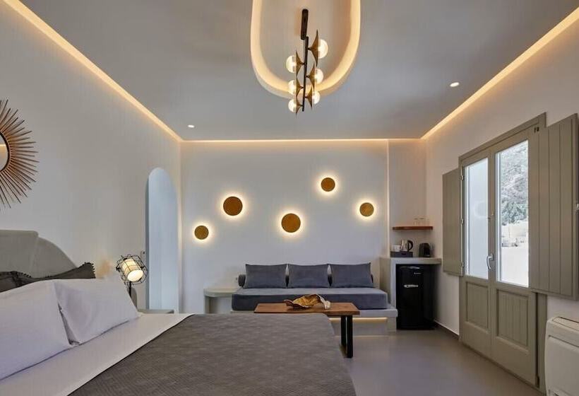 Naiades Hotel Resort & Conference