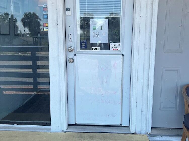 بنسيون Cmi Hotel 1935