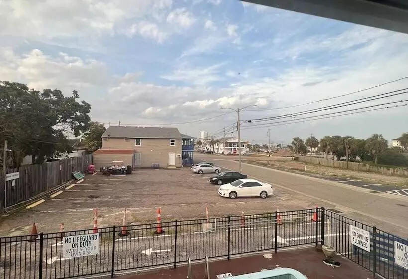 پانسیون Cmi Hotel 1935