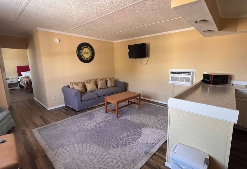 بنسيون Cmi Hotel 1935