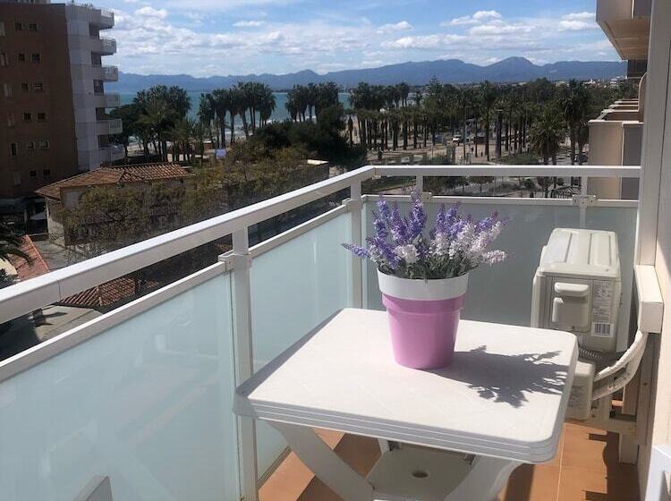 هاستل Hostal Tahiti Rs