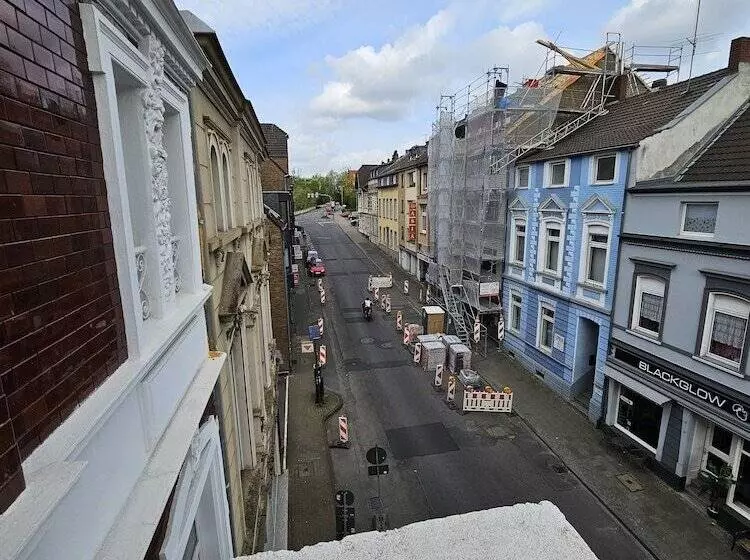 Retkeilymaja Sfn Home Stay