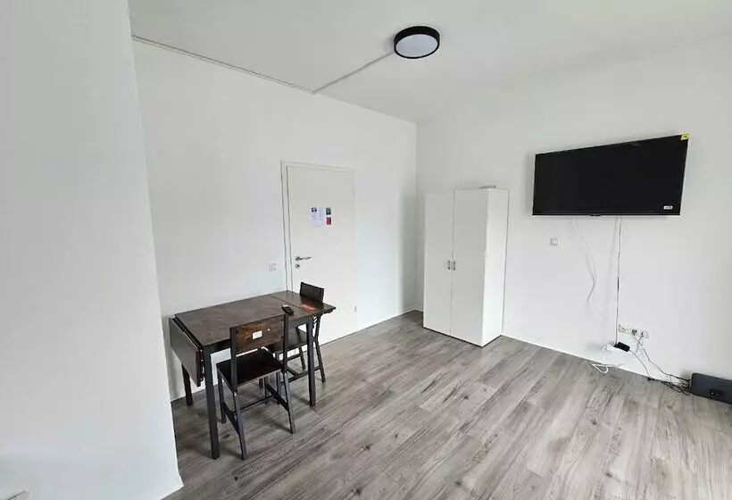 Retkeilymaja Sfn Home Stay