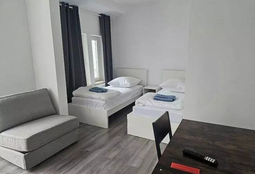 Retkeilymaja Sfn Home Stay