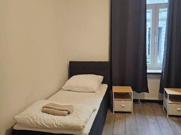 Retkeilymaja Sfn Home Stay