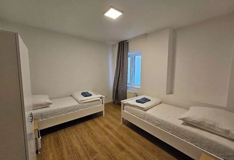 Retkeilymaja Sfn Home Stay