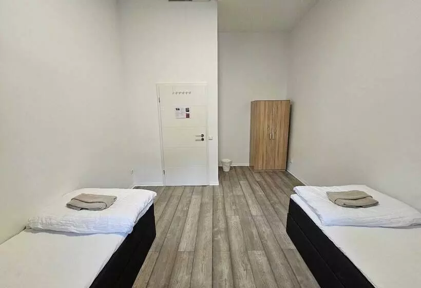 Retkeilymaja Sfn Home Stay