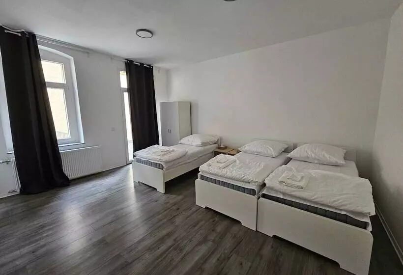 Retkeilymaja Sfn Home Stay