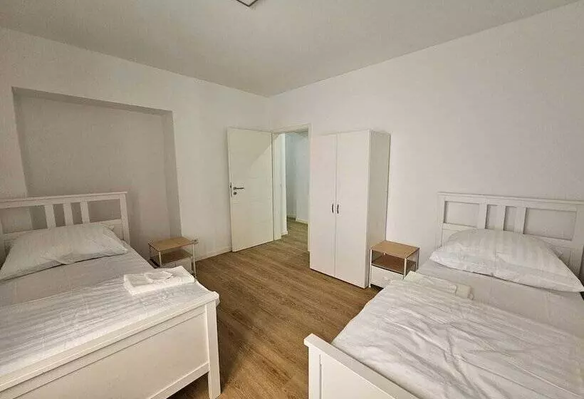 Retkeilymaja Sfn Home Stay