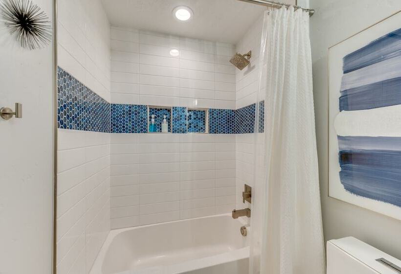 Boise Retreat ~ 2 Mi To Boise State University!