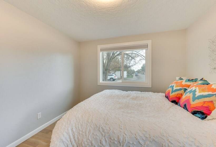 Boise Retreat ~ 2 Mi To Boise State University!