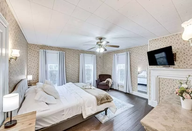 Dutch Country River Haven Home   14 Mi To Skiing