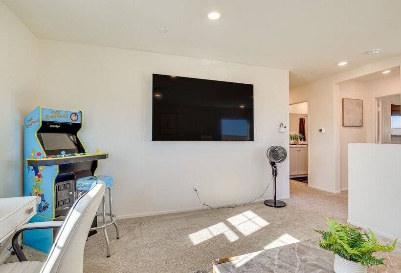 Chic Coachella Home < 3 Mi To Empire Polo Club