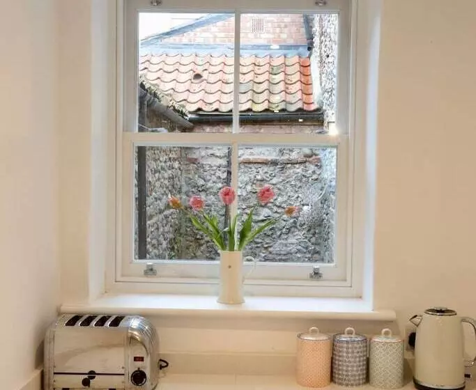 Cottage In East Rudham