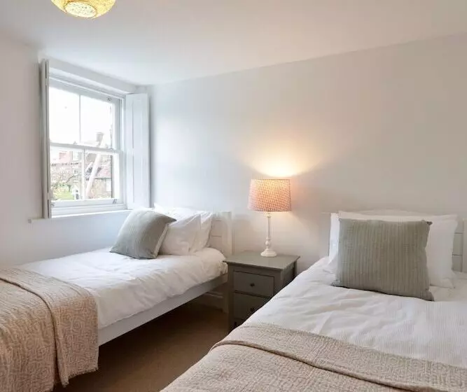 Cottage In East Rudham