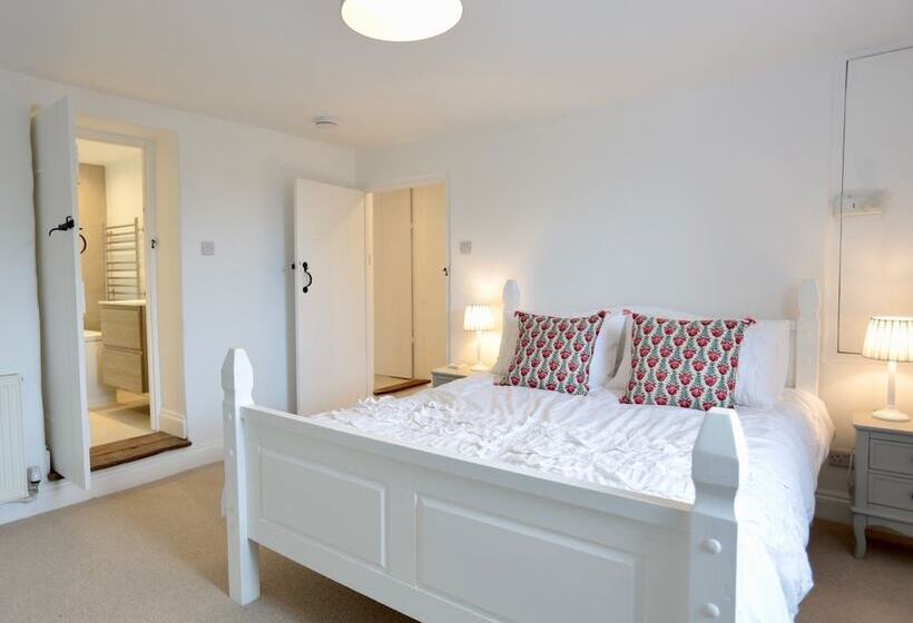 Cottage In East Rudham