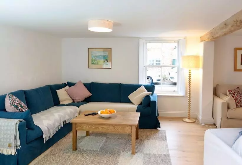 Cottage In East Rudham