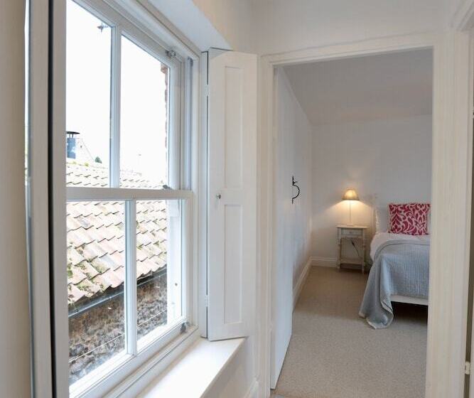 Cottage In East Rudham