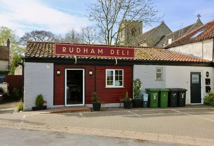 Cottage In East Rudham