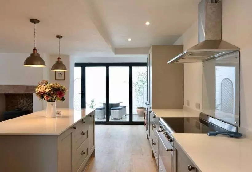 Cottage In East Rudham