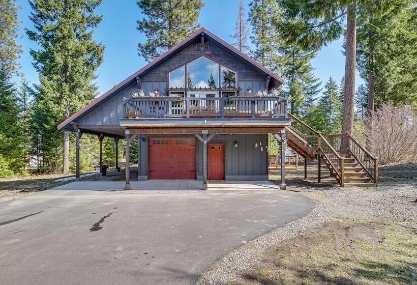 Cle Elum Cabin W/ Hot Tub, Fire Pit & Deck!
