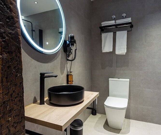 פונדק Casual Fuentes