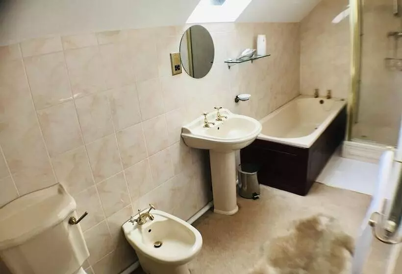 Maaseutuhotelli 2 Bed Barn Alton Towers Chatsworth Polars Peaks