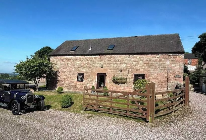 Maaseutuhotelli 2 Bed Barn Alton Towers Chatsworth Polars Peaks
