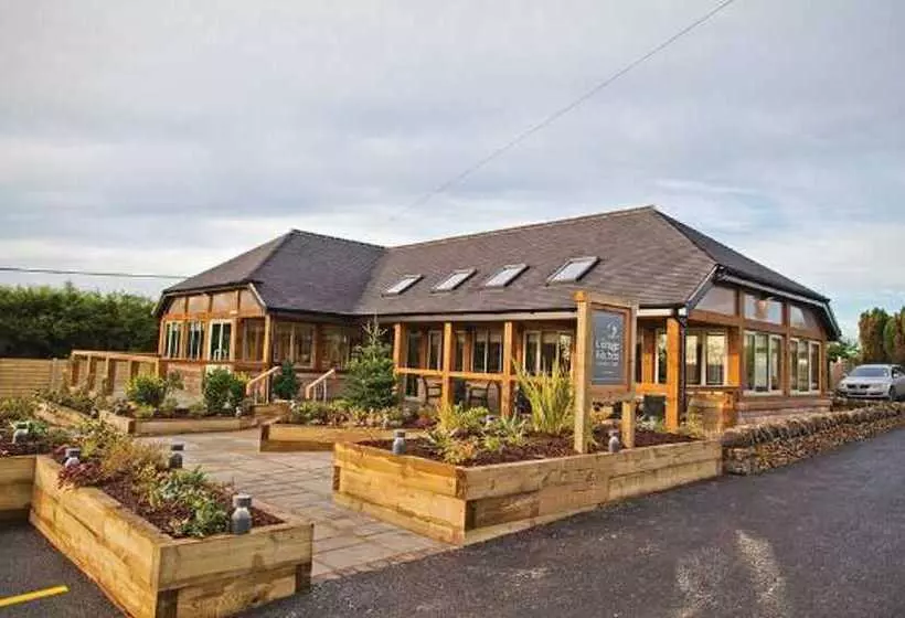 Maaseutuhotelli 2 Bed Barn Alton Towers Chatsworth Polars Peaks