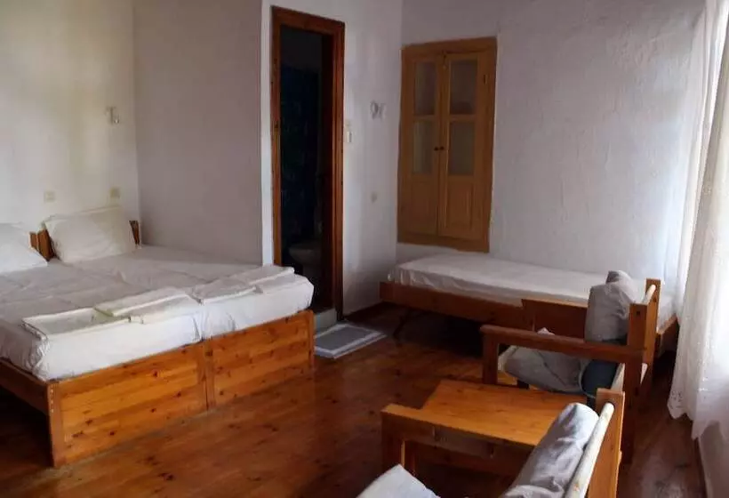 هتل Sotos Pension