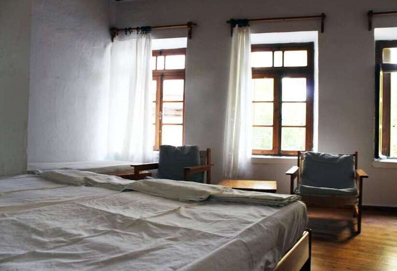 هتل Sotos Pension