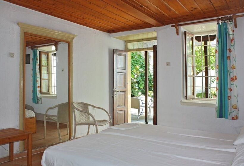 هتل Sotos Pension