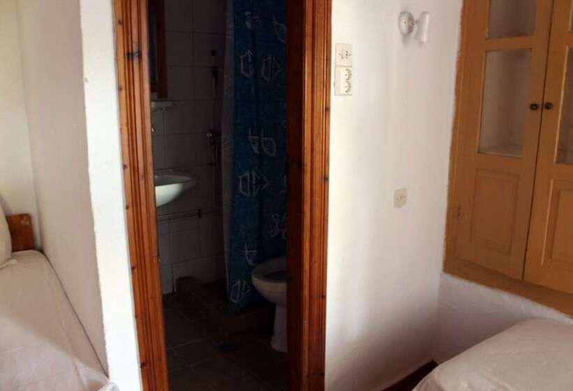 هتل Sotos Pension