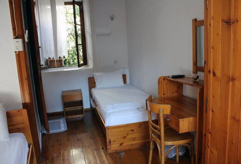 هتل Sotos Pension