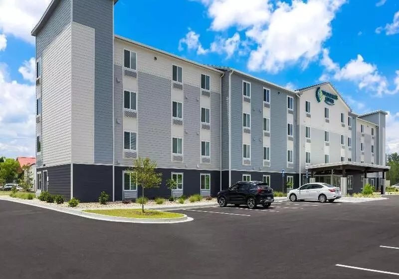 ホテル Woodspring Suites Savannah West Chatham Parkway
