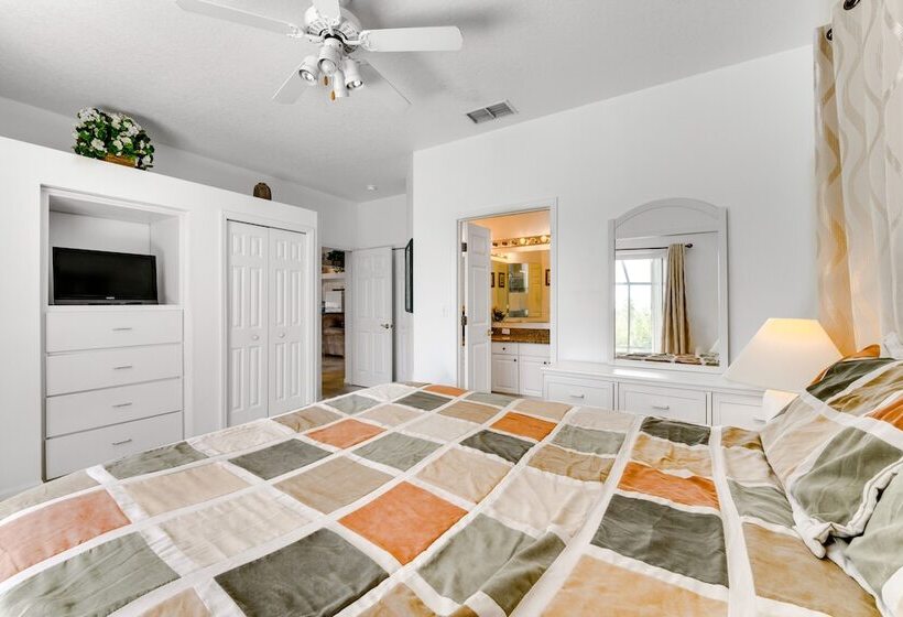 Kissimmee Home W/ Pool + Pond View, 5 Mi To Disney