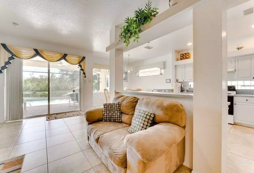 Kissimmee Home W/ Pool + Pond View, 5 Mi To Disney