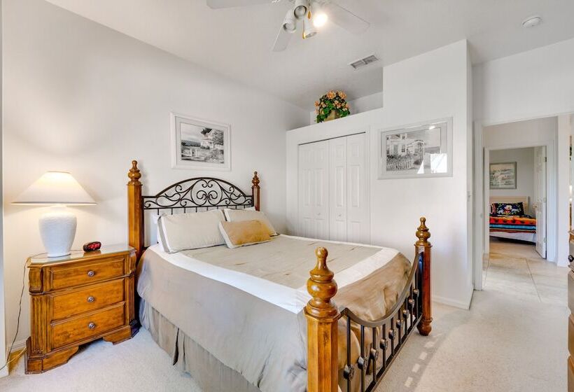 Kissimmee Home W/ Pool + Pond View, 5 Mi To Disney