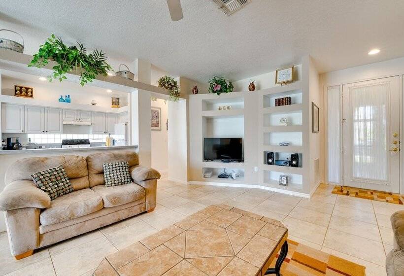 Kissimmee Home W/ Pool + Pond View, 5 Mi To Disney
