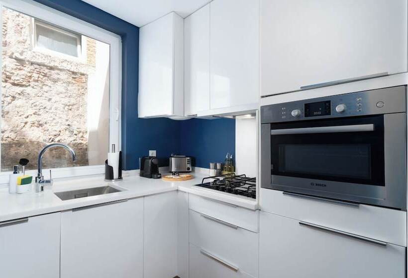 Limehome Lisbon Rua Do Arsenal