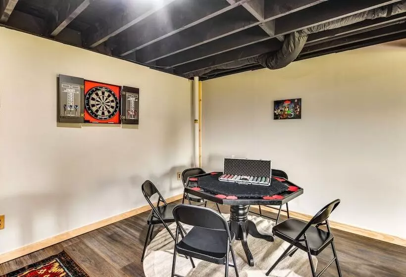 Lock Haven Cabin W/ Wood Stove & Mountain View!