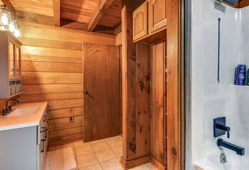 Lock Haven Cabin W/ Wood Stove & Mountain View!