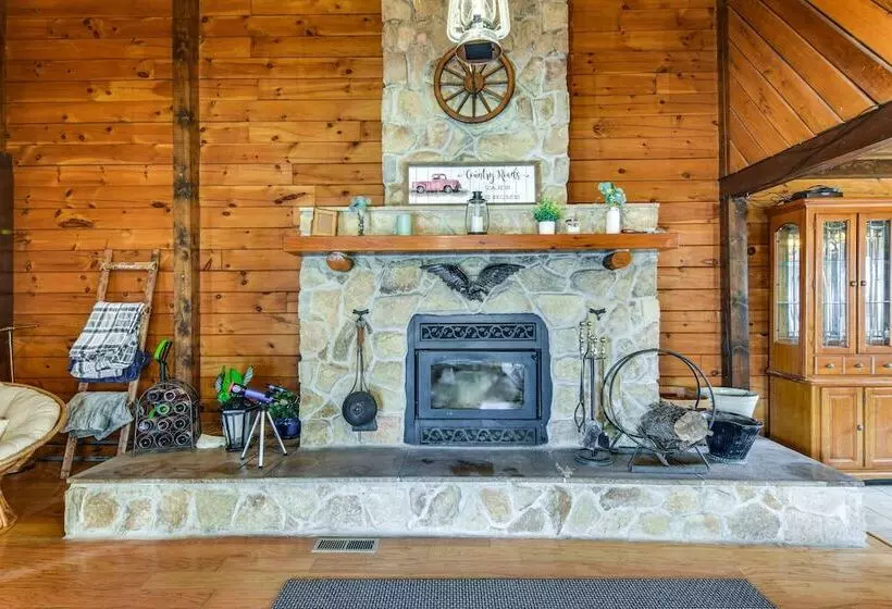 Lock Haven Cabin W/ Wood Stove & Mountain View!