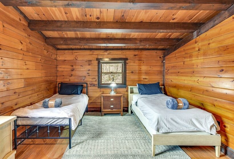 Lock Haven Cabin W/ Wood Stove & Mountain View!