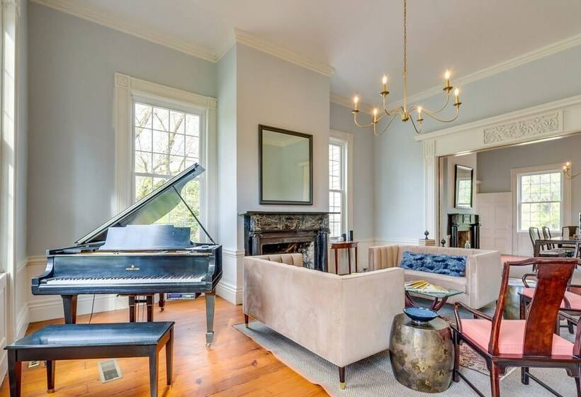 Milledgeville Home W/ Fire Pit + Pond Access!