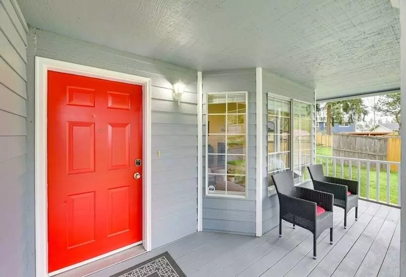 Olympia Home W/ Deck ~ 7 Mi To Amtrak Train!